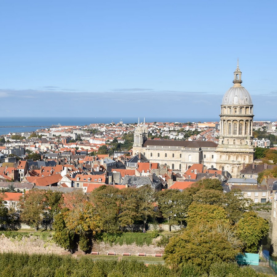 Découvrez l'agence web Nity Pro - Créer son site internet professionnel à Boulogne-sur-Mer et alentours dans le département Pas-de-Calais. Obtenez un site convivial et adapté à vos besoins d'entreprise dès maintenant !