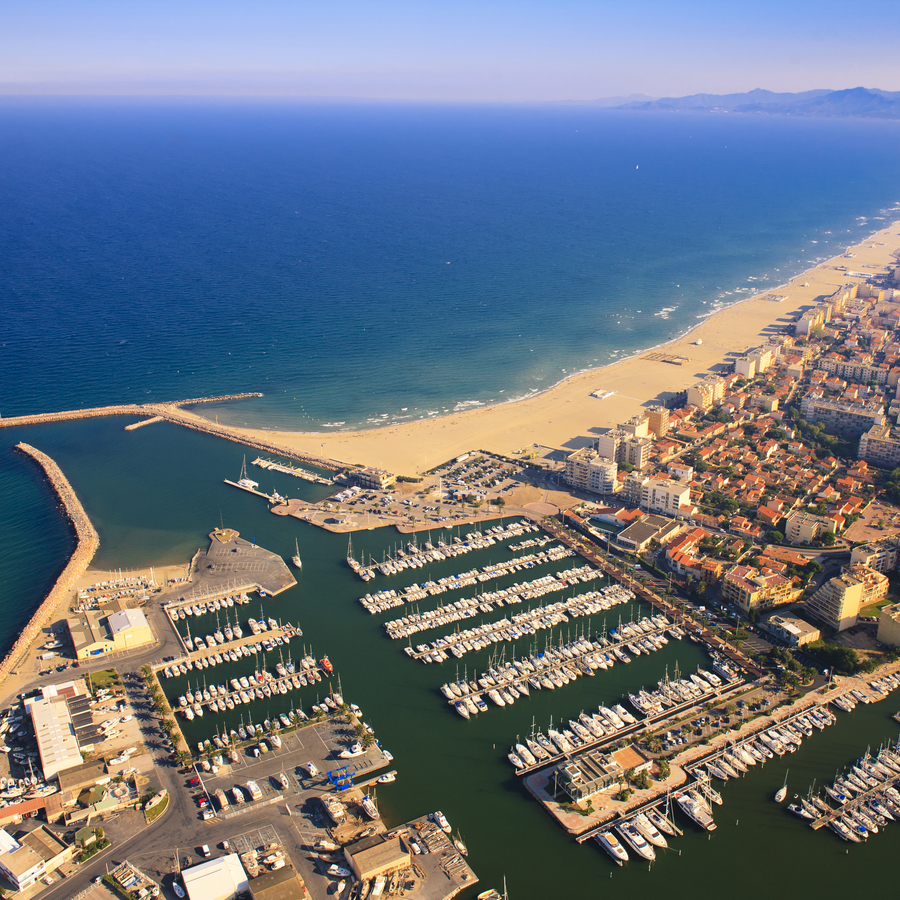 Découvrez l'agence web Nity Pro - Créer son site internet professionnel à Canet-en-Roussillon et alentours dans le département Pyrénées-Orientales. Obtenez un site convivial et adapté à vos besoins d'entreprise dès maintenant !